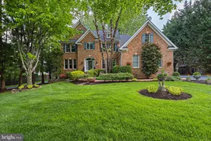 2961 Wilson Ave, Oakton, VA 22124 - Photo 2