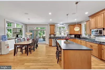 2961 Wilson Avenue, Oakton, VA 22124 - Photo 22