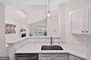 14313 Climbing Rose Way, Centreville, VA 20121 - Photo 8