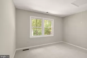 11582 Southington Ln, Herndon, VA 20170 - Photo 52