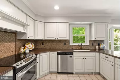 11582 Southington Lane, Herndon, VA 20170 - Photo 24