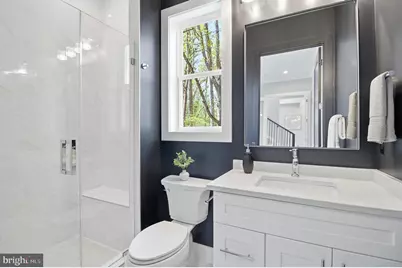 105 Yeonas Drive SW, Vienna, VA 22180 - Photo 24