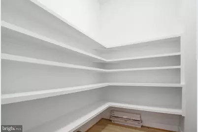 105 Yeonas Drive SW, Vienna, VA 22180 - Photo 4