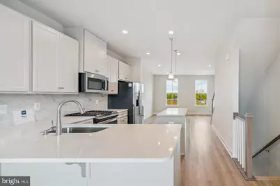 4328 Ellipse Terrace, Chantilly, VA 20151 - Photo 6