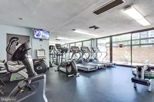 5501 Seminary Rd, Falls Church, VA 22041 - Photo 8