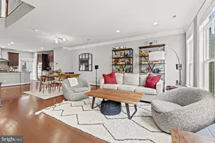 9618 Stockwell Ln, Fairfax, VA 22031 - Photo 8