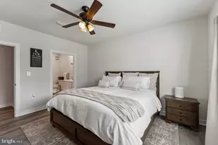 12875 Mosaic Pk Wy, Herndon, VA 20171 - Photo 14