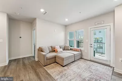 12875 Mosaic Park Way #4-J, Herndon, VA 20171 - Photo 2
