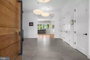 1459 Dewberry Ct, McLean, VA 22101 - Photo 2