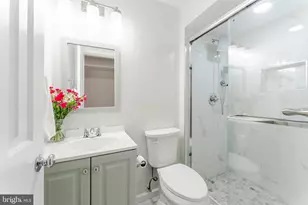 9617 Woodedge Dr, Burke, VA 22015 - Photo 44