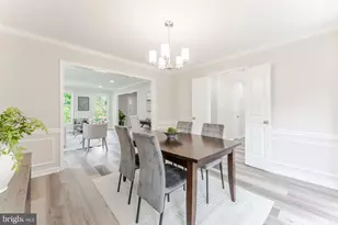 9617 Woodedge Dr, Burke, VA 22015 - Photo 12