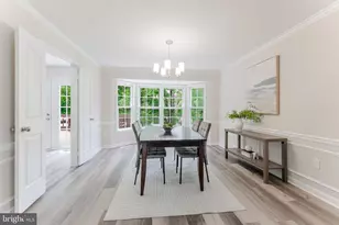 9617 Woodedge Dr, Burke, VA 22015 - Photo 12