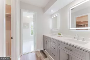 9617 Woodedge Dr, Burke, VA 22015 - Photo 32