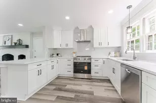 9617 Woodedge Dr, Burke, VA 22015 - Photo 14