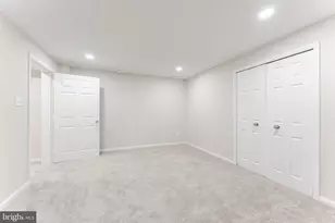 9617 Woodedge Dr, Burke, VA 22015 - Photo 54