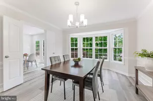 9617 Woodedge Dr, Burke, VA 22015 - Photo 4