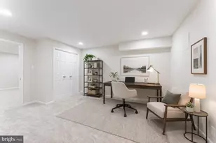 9617 Woodedge Dr, Burke, VA 22015 - Photo 46