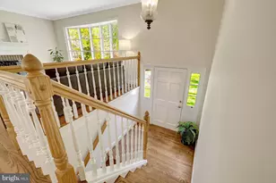 12186 Hickory Knoll Pl, Fairfax, VA 22033 - Photo 4