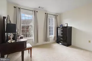 8065 Nicosh Cir Ln, Falls Church, VA 22042 - Photo 26