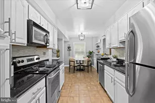 3332 Spring Ln, Falls Church, VA 22041 - Photo 6