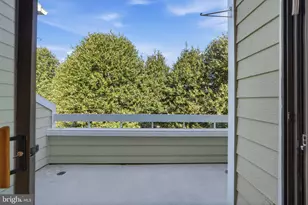 1968 Villaridge Dr, Reston, VA 20191 - Photo 12