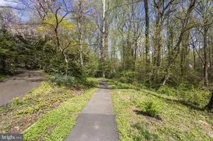 8220 Robey Ave, Annandale, VA 22003 - Photo 56