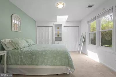 8220 Robey Avenue, Annandale, VA 22003 - Photo 32