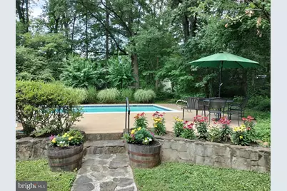 8220 Robey Avenue, Annandale, VA 22003 - Photo 46