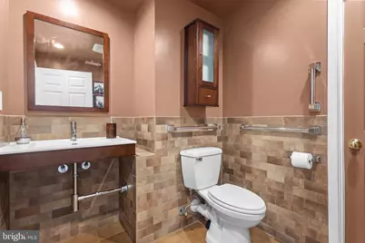 8220 Robey Avenue, Annandale, VA 22003 - Photo 38