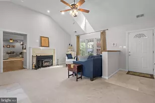 8220 Robey Ave, Annandale, VA 22003 - Photo 8