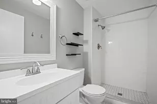 5863 Jacksons Oak Ct, Burke, VA 22015 - Photo 18