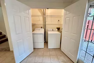 3006 Heritage Springs Ct, Alexandria, VA 22306 - Photo 28