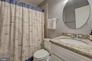 1634 Nathan Ln, Herndon, VA 20170 - Photo 16