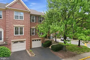5821 Iron Willow Ct, Alexandria, VA 22310 - Photo 2