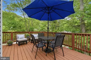 10601 Reed's Landing Cir, Burke, VA 22015 - Photo 38