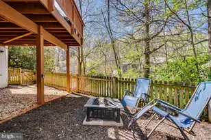 10601 Reed's Landing Cir, Burke, VA 22015 - Photo 8