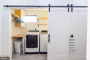 13821 Leighfield St, Chantilly, VA 20151 - Photo 38