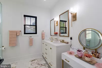13821 Leighfield Street, Chantilly, VA 20151 - Photo 24