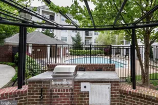 12937 Centre Park Cir, Herndon, VA 20171 - Photo 26