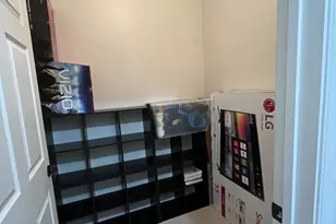 12937 Centre Park Cir, Herndon, VA 20171 - Photo 22