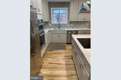 8012 Merry Oaks Court, Vienna, VA 22182 - Photo 12