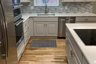 8012 Merry Oaks Ct, Vienna, VA 22182 - Photo 12