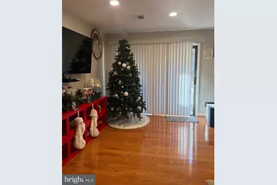 1121 Shannon Place, Herndon, VA 20170 - Photo 18