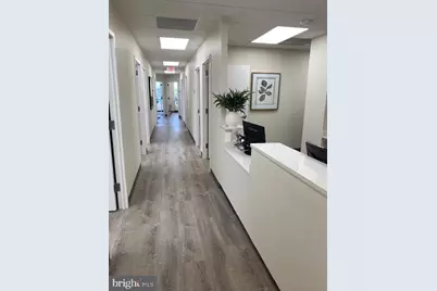 8318 Arlington Boulevard #204, Fairfax, VA 22031 - Photo 4