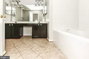 6018 Callaway Ct, Centreville, VA 20121 - Photo 24