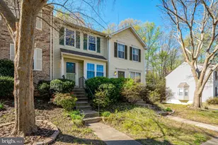 5680 White Dove Ln, Clifton, VA 20124 - Photo 2