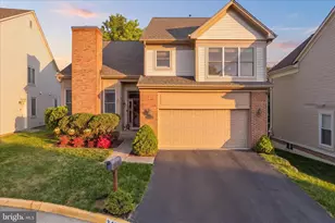 3424 Silver Maple Pl, Falls Church, VA 22042 - Photo 2