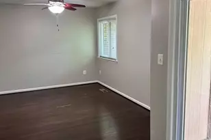 2103 Glencourse Ln, Reston, VA 20191 - Photo 12