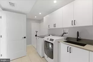 1632 Wainwright Dr, Reston, VA 20190 - Photo 40