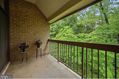 1659 Parkcrest Circle #C, Reston, VA 20190 - Photo 2